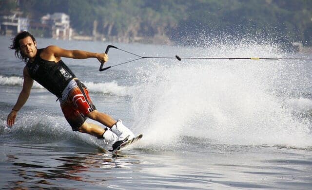 How to Wakeboard – The Ultimate Guide – Snowboard Secrets